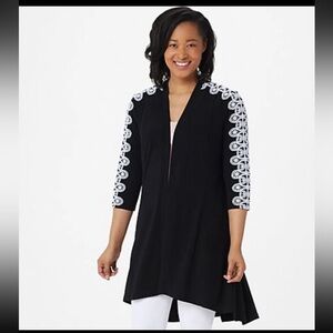 Dennis Basso Caviar Crepe Duster with Lace Trim Black with white trim with pants